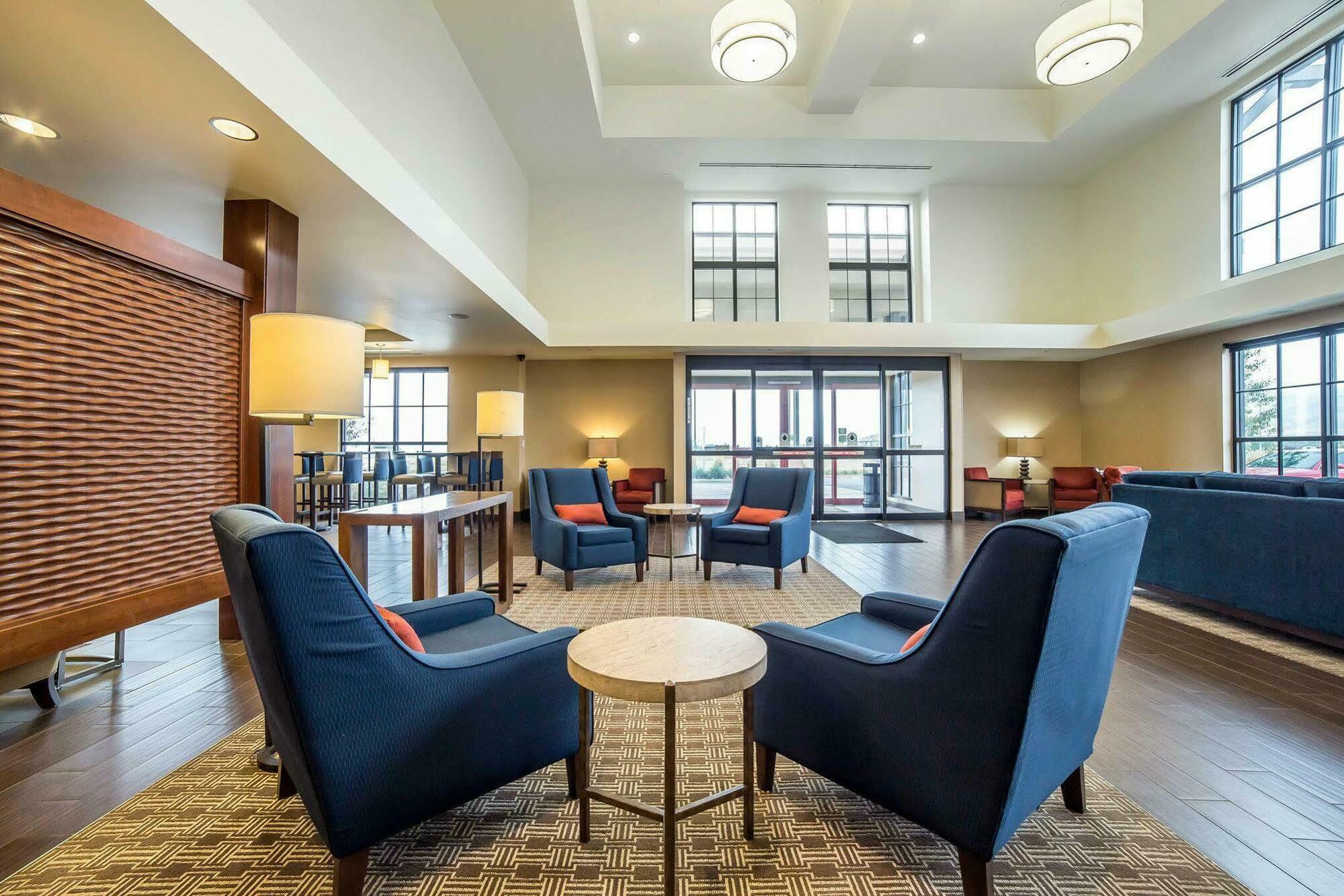 Comfort Suites Airport-University Μπόουζμαν Εξωτερικό φωτογραφία